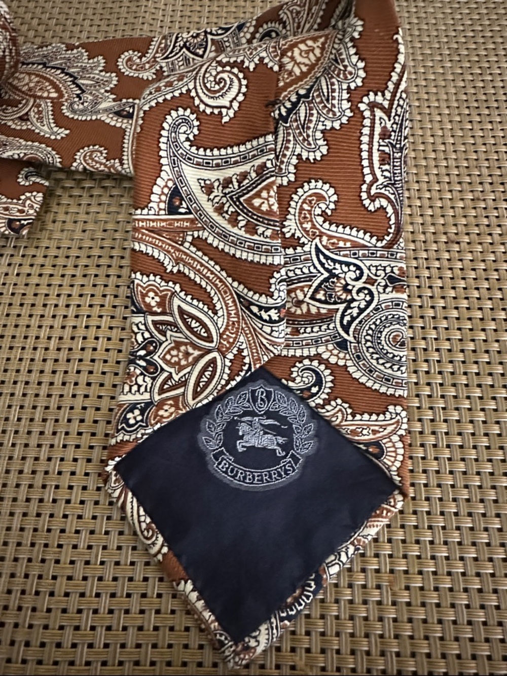Burberry Brown Paisley Silk Tie with Cream & Navy Accents - Picture 2 of 5